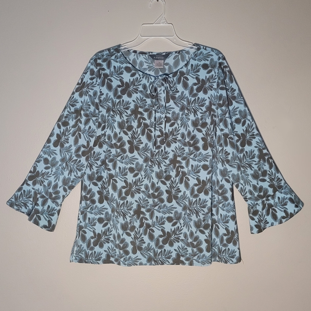 14 | Mantles | 3/4 Bell Sleeve Leaf Print Blouse